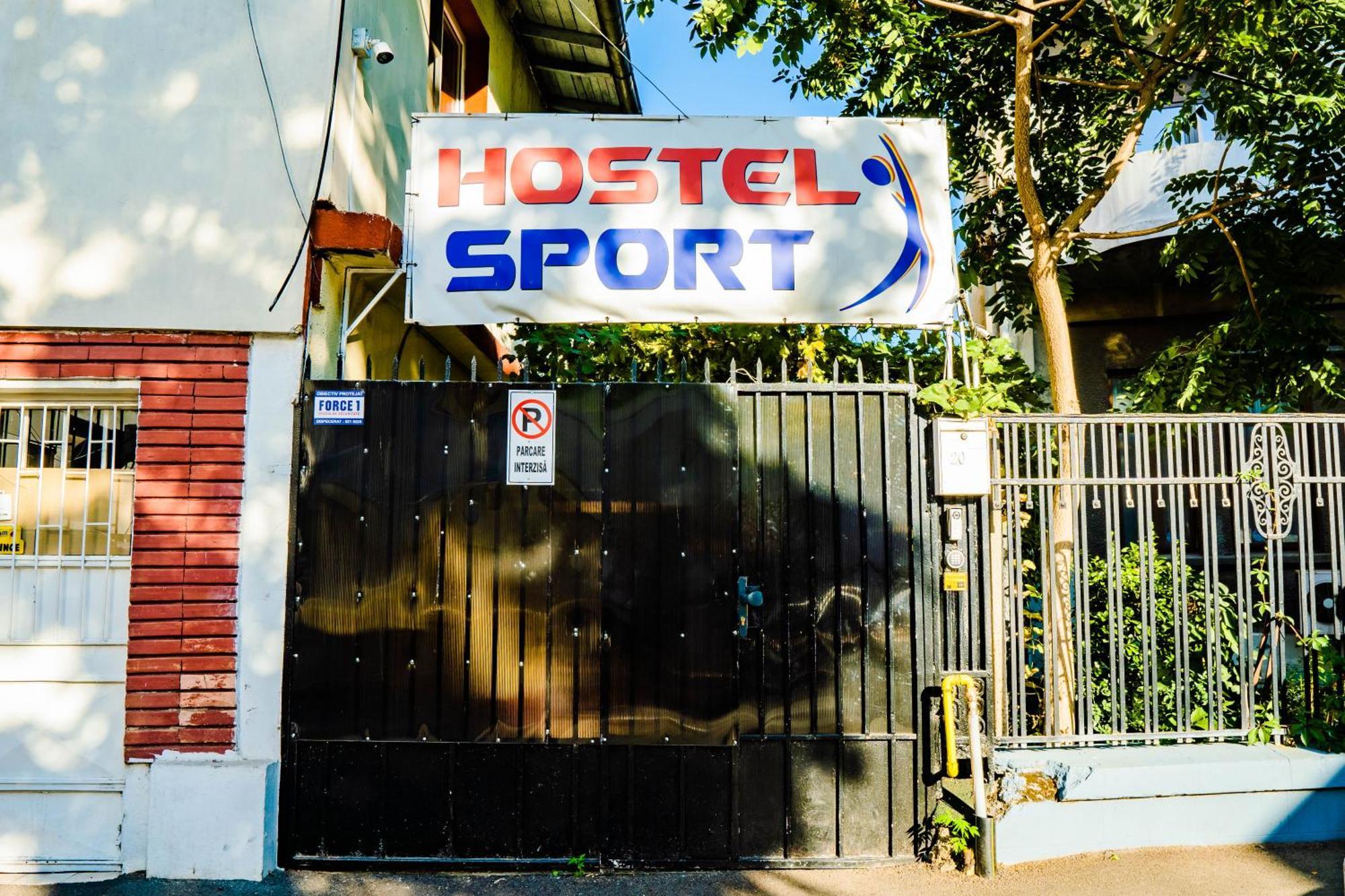 Hostel Sport บูคาเรสต์ ภายนอก รูปภาพ